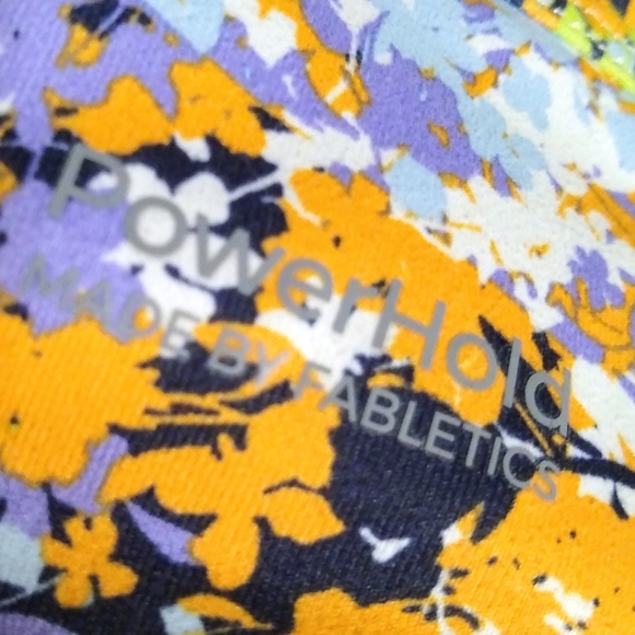 FABLETICS floral print PowerHold capri leggings, S - Picture 5 of 14